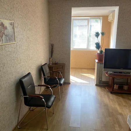 Kvartira U Samogo Moria! *