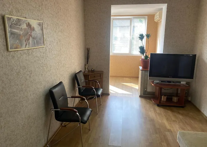 Kvartira U Samogo Moria! *