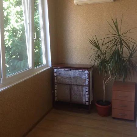 Apartmán Kvartira U Samogo Moria!