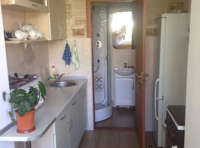 Kvartira U Samogo Moria! Apartman